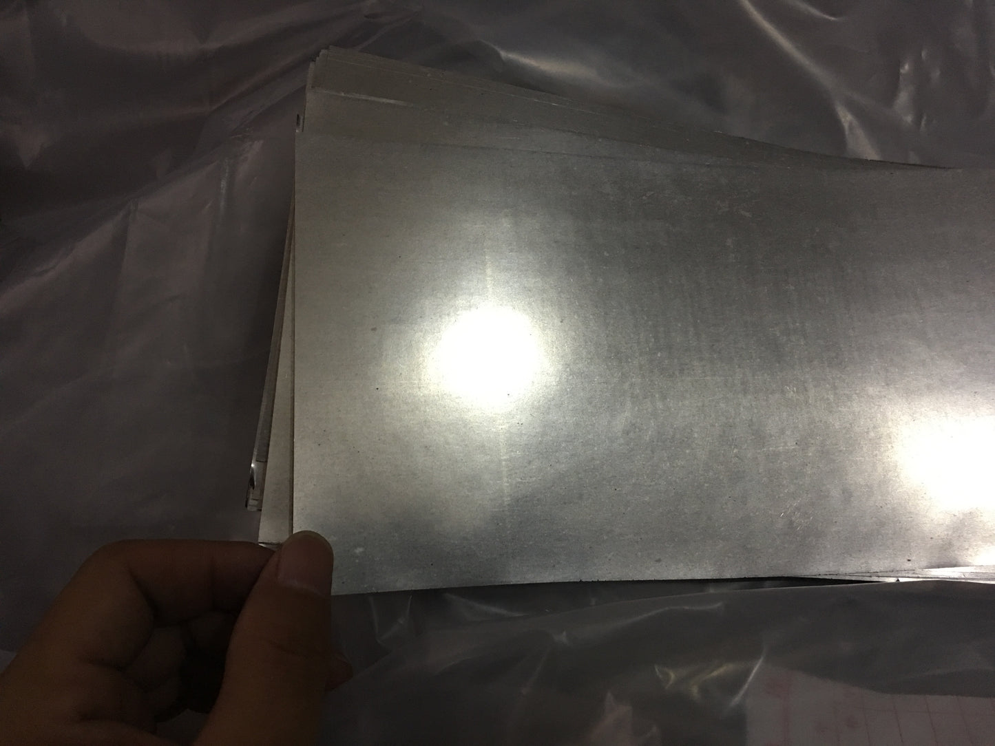 Magnesiummetallfolie, 0,1 mm Dicke x 100 mm Breite, Mg 99,99 % rein